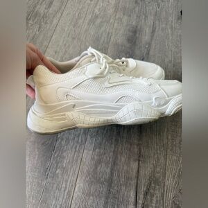 PrettyLittleThing White Sneakers